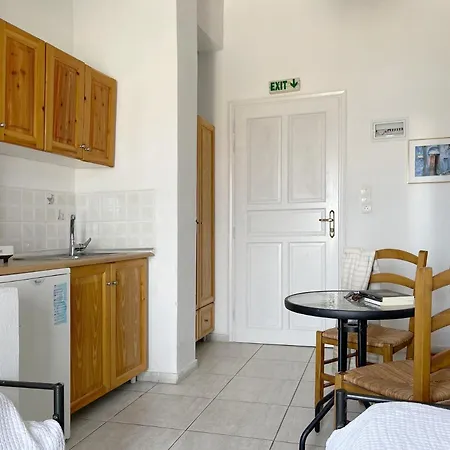 Evdokia's 3* Pera Gyalos